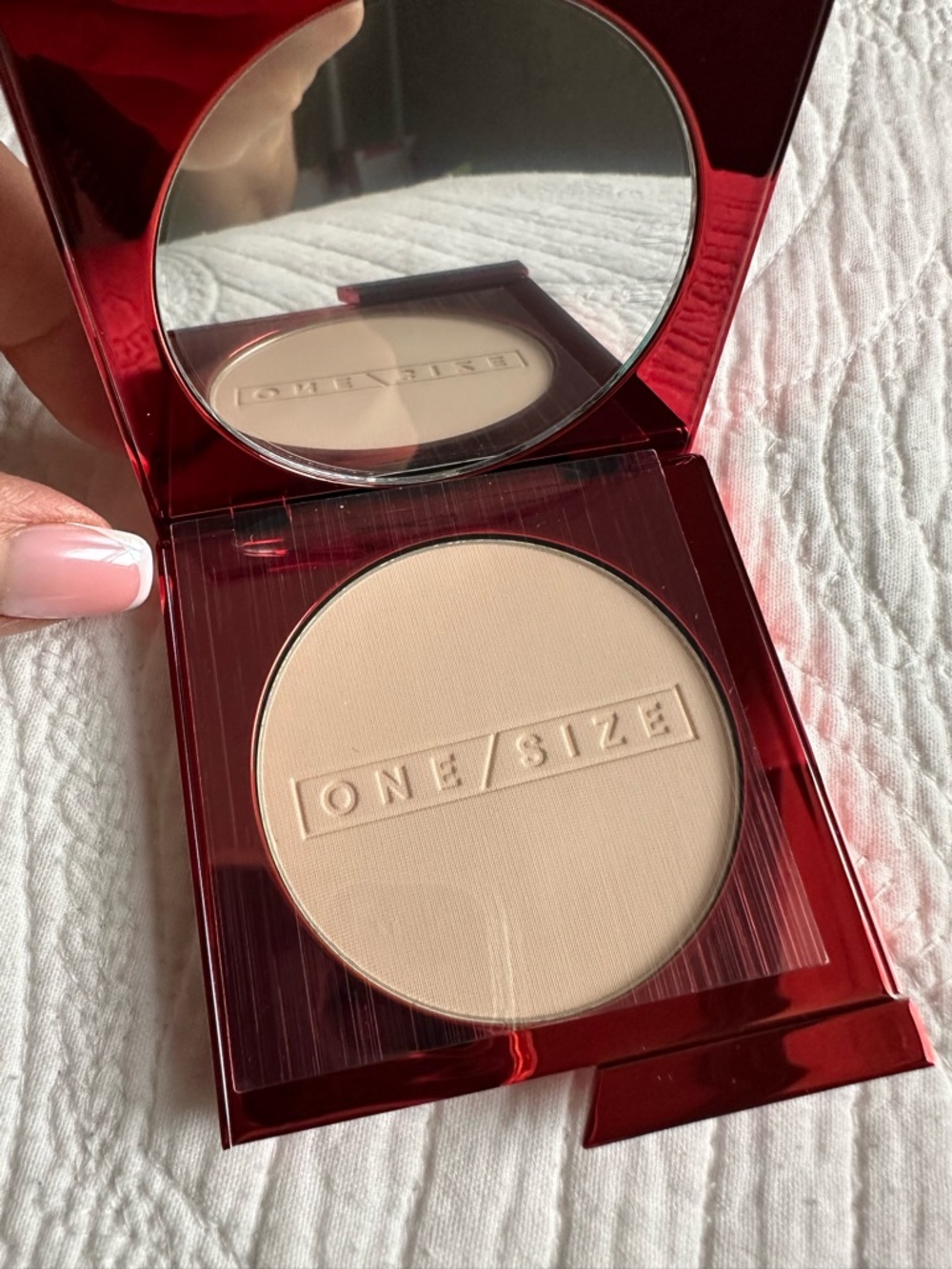ONE/SIZE Turn Up The Base. Versatile Foundation Powder. Fair-1( NR)